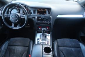 Audi Q7  3.0 TDI 