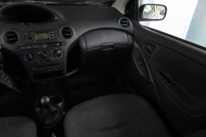 Toyota Yaris  1.0 VVT-i 