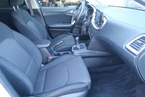 Kia Ceed  1.5 T-GDI 