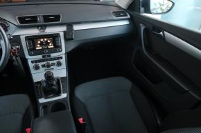Volkswagen Passat  1.6 TDI 