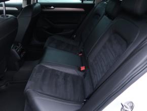 Volkswagen Passat  2.0 TDI R-Line 