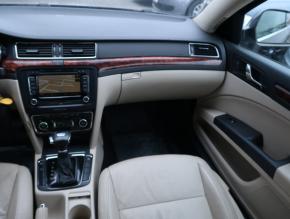 Škoda Superb  2.0 TDI Elegance 