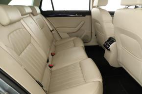 Škoda Superb  2.0 TSI Laurin&Klement 