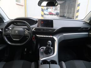 Peugeot 5008  1.5 BlueHDi 