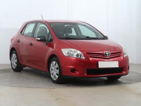 Toyota Auris  1.6 Valvematic 