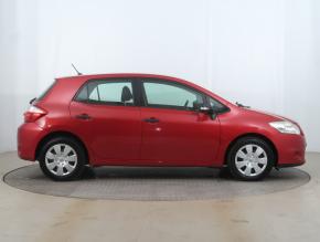 Toyota Auris  1.6 Valvematic 