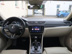 Škoda Superb  2.0 TDI Laurin&Klement 