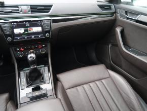 Škoda Superb  2.0 TDI 