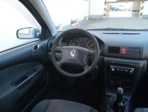 Škoda Octavia  1.9 TDI Tour 