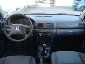 Škoda Octavia  1.9 TDI Tour 
