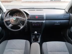 Škoda Octavia  1.9 TDI Tour 