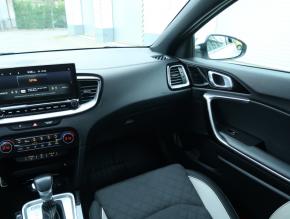 Kia Ceed  1.6 CRDi 