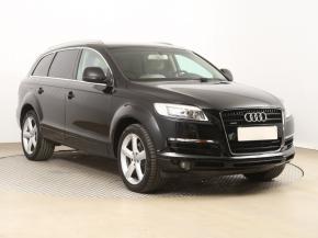 Audi  3.0 TDI 