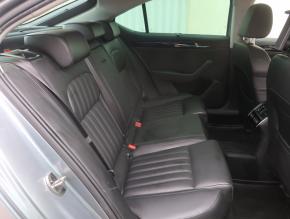 Škoda Superb  2.0 TDI Laurin&Klement 