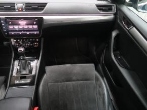 Škoda Superb  2.0 TDI Style 