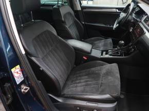 Škoda Superb  2.0 TDI Style 