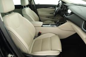 Opel Insignia  2.0 CDTI 