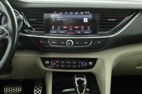 Opel Insignia  2.0 CDTI 