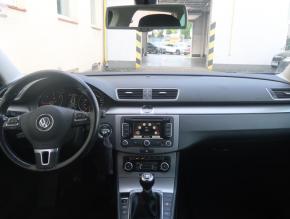 Volkswagen Passat  2.0 TDI Trendline 