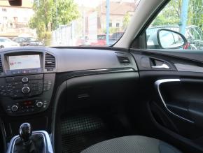 Opel Insignia  2.0 CDTI 