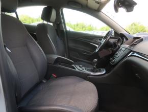 Opel Insignia  2.0 CDTI 