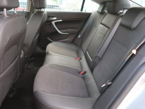 Opel Insignia  2.0 CDTI 