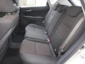 Hyundai i30  1.4 CVVT 