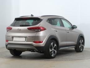 Hyundai Tucson  2.0 CRDi 