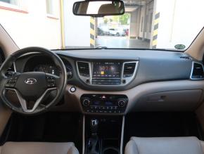 Hyundai Tucson  2.0 CRDi 