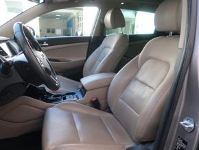 Hyundai Tucson  2.0 CRDi 