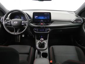 Hyundai i30 Fastback  1.5 T-GDI MHEV 