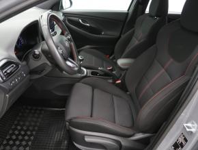 Hyundai i30 Fastback  1.5 T-GDI MHEV 