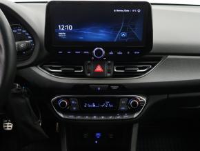 Hyundai i30 Fastback  1.5 T-GDI MHEV 