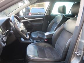 Škoda Octavia  Scout 2.0 TDI . 