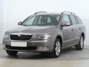 Škoda Superb  2.0 TDI Elegance 