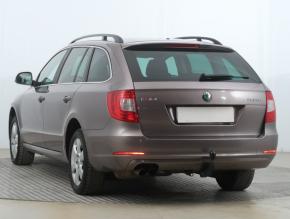 Škoda Superb  2.0 TDI Elegance 