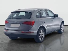 Audi Q5  2.0 TDI basis 