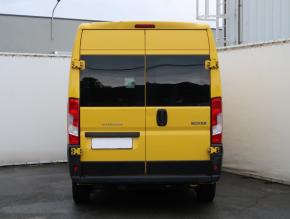 Peugeot Boxer  2.0 BlueHDi 