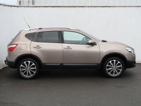 Nissan Qashqai  2.0 