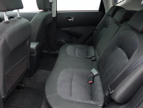 Nissan Qashqai  2.0 