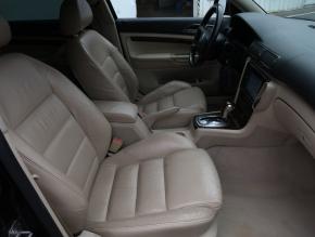 Škoda Superb  2.5 TDI Elegance 