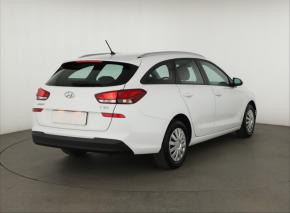 Hyundai i30  1.4 CVVT 