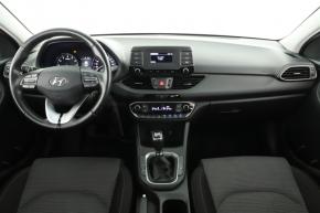 Hyundai i30  1.4 CVVT 