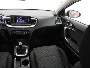 Kia Ceed  1.4 T-GDI 