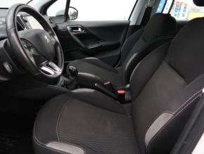 Peugeot 208  1.2 PureTech 
