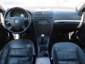 Škoda Octavia  2.0 TDI Elegance 