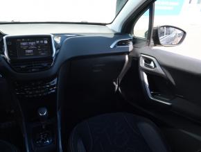 Peugeot 2008  1.2 PureTech 