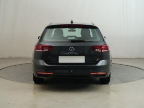 Volkswagen Passat  1.5 TSI Business 
