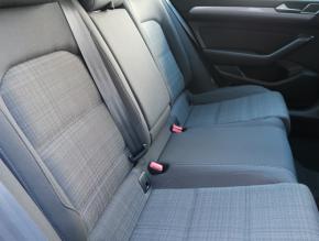Volkswagen Passat  1.5 TSI Business 