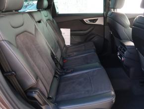 Audi Q7  3.0 TDI S-Line 